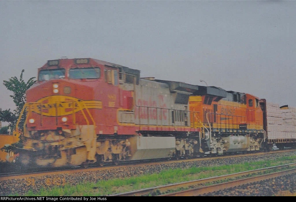 BNSF 889 East